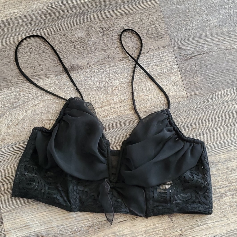 Vintage Black Lace Bra Top Size L Ruffle Detail Made in USA
